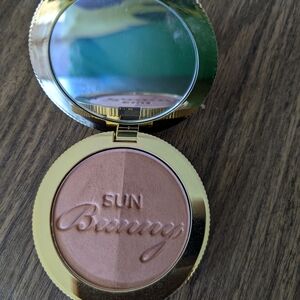 Too Faced Gold and Brown Bronzer & Contour